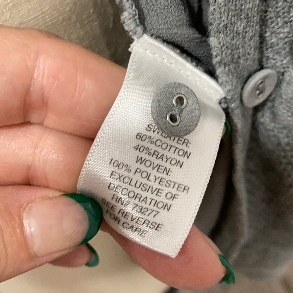 GRAY CARDIGAN - Picture 8 of 9